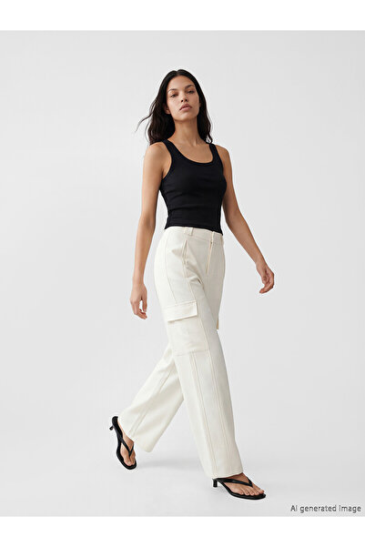 LC Waikiki Nevavm Regular Fit Women's Cargo Pants with a Difference