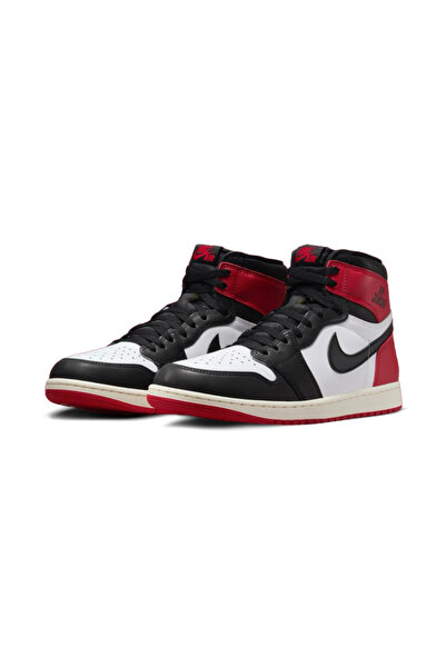 JORDAN Nike Air 1 Retro High 'Black Toe Reimagined'