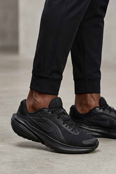 Nike Pantofi de alergare și mers pentru bărbați DOWNSHIFTER 14