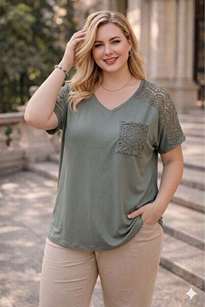 EMZAGİYİM Bluz with Embroidered Detail on the Shoulder and Pocket