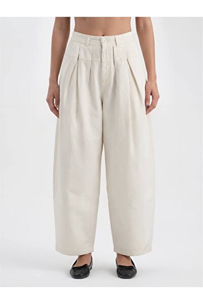 tw3 Women's 100% Cotton Balloon Fit Pants with Pleated Detail on the Front