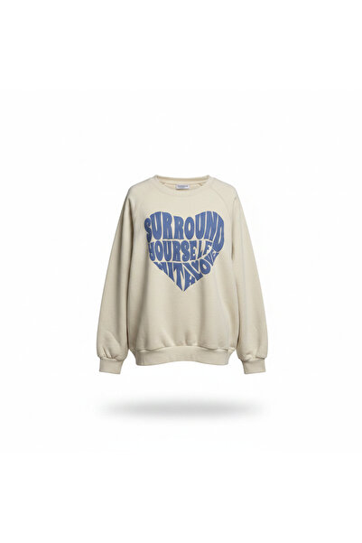 Pacific Republic Cream Heart Graphic Crewneck Sweatshirt