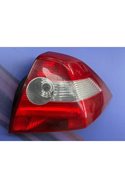 Renault Δεξιός πίσω φανός Megane έτη 2002-2006 κωδικός 8200142681