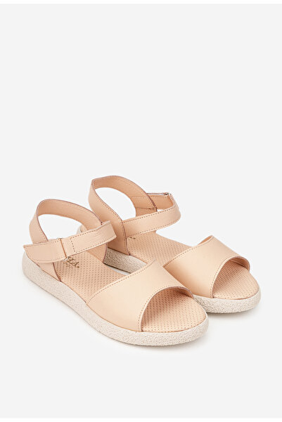 Dasha Women's powder pink sandals made of genuine leather