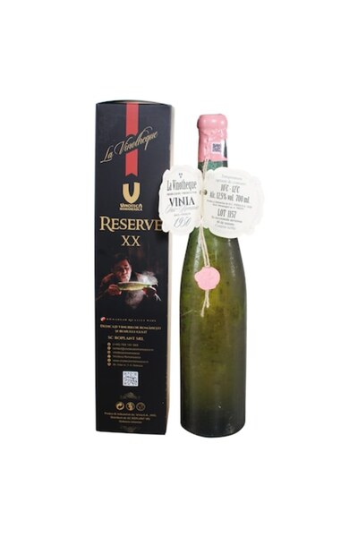 VINIA White wine, Vinia collection, Muscat Ottonel, Sweet, 1966, 0.7l