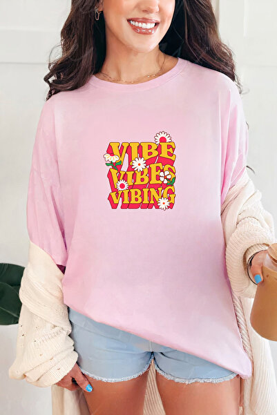Sarah's Boutique Women's T-shirt – 100% cotton – Vibe Vibing