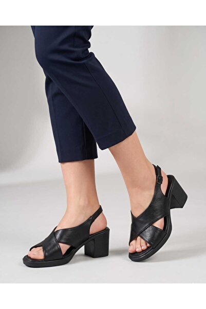 LEYDİ SHOES KCL-07 ΔΕΡΜΑΤΙΝΑ ΓΥΝΑΙΚΕΙΑ ΣΑΝΔΑΛΙΑ