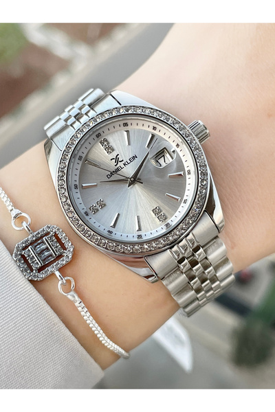 Daniel Klein Gümüş Renk 33 mm Takvimli Kadın Kol Saati + Bileklik