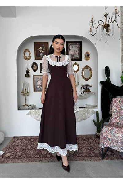 EtikaOnline Kadın Vintage Dantel Detaylı Fiyonk Yaka Kısa Kollu Midi Elbise