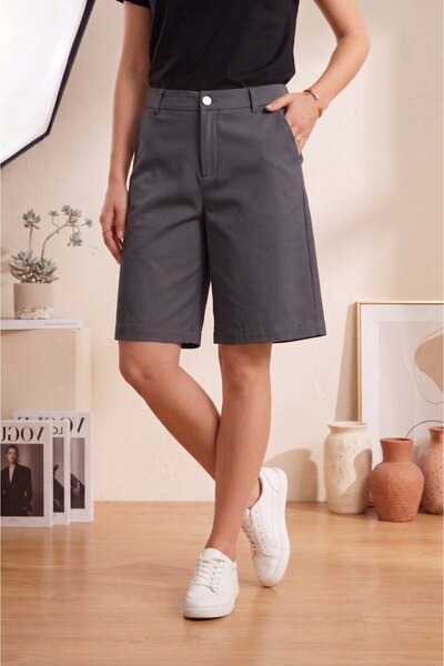 WKM Women's Relaxed Fit Chino Shorts