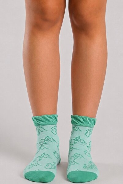 aw adawhite Women's 4-Pack Bamboo Medium Length Patterned Socks Multi-Colored