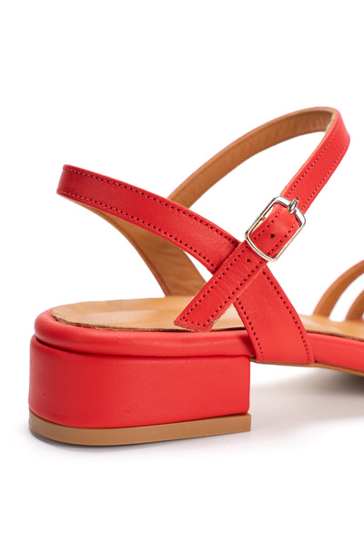 PASSAGE SHOES حذاء نسائي من الجلد الطبيعي بكعب قصير 3110 أحمر