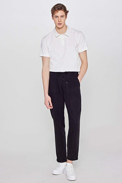 WRANGLER Regular Fit Regular Cut Soft Textured Black Trousers