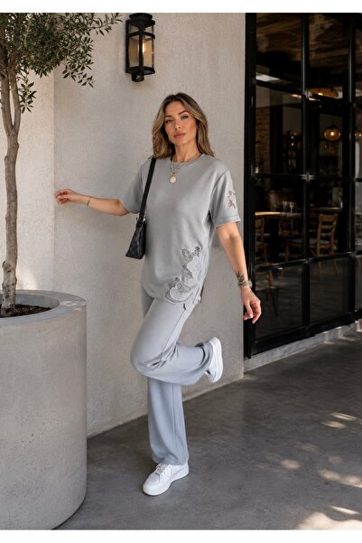 Butik Emsabutikk Gri Etek uçları dantel detaylı Kısa Kollu Takım