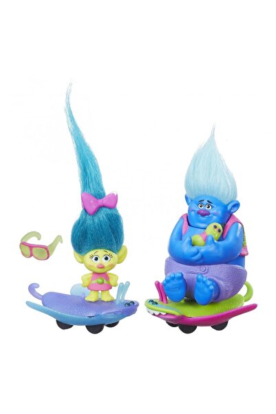 Hasbro Interactive Hasbro Trolls Figurine Set on Skateboard
