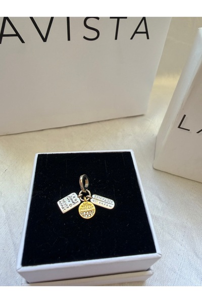 Genel Markalar Üçlü Gold Detaylı Arkadaş Gümüş Charm’ı