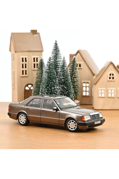 Norev 183954 1/18 Mercedes-Benz 500 E 1990 Impala Metallic