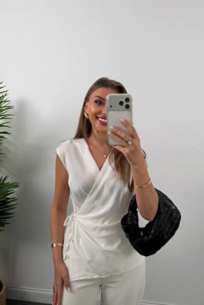 Eslem Bulut Boutique Bağlamalı Şık Nispet Bluz