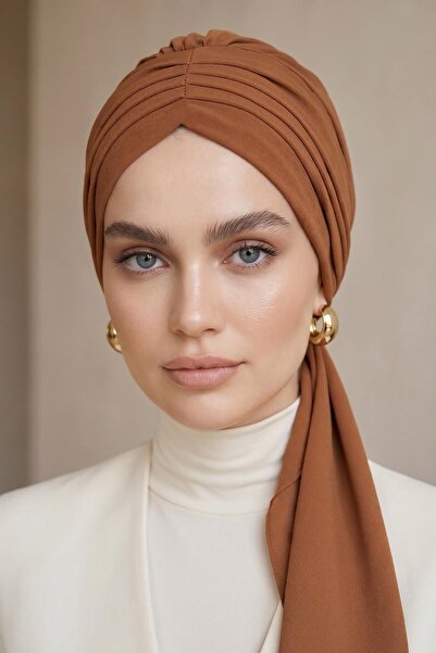 Aisha's Design عمامة جاهزة من الكريب بتفاصيل مزخرفة، B-86KR