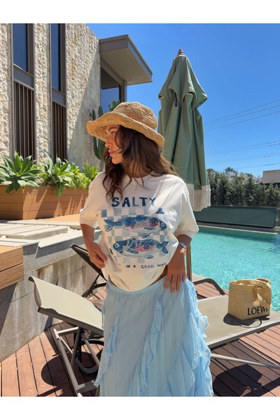 BB Bensu Buyruk Oversized Printed Salty T-Shirt