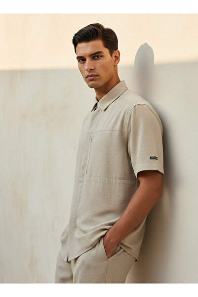FAV Love Pangolin Relaxed Fit Collared Short Sleeves Shirt