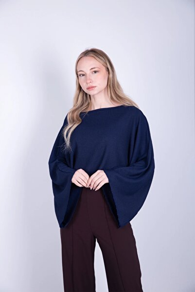 Veni Life Women's Knitted Textured Loose Long Sleeve Boat Neck Blouse