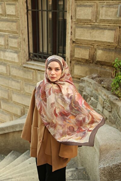 ENRİCO FERRİ شال أليور إيستين بنمط أسطوري من التينسل
