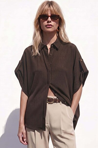 Sateen Striped Casual Short Sleeve Shirt - Brown