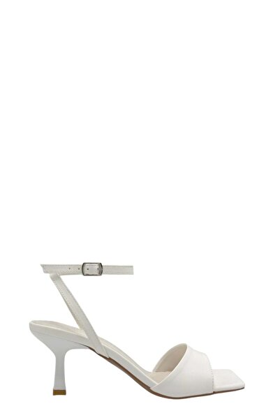 Moulin Shoes حذاء نسائي أبيض بكعب وحزام واحد