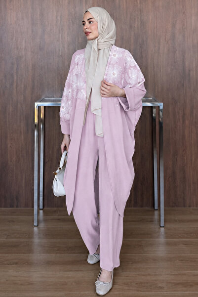 Moda Neval Women's Tulle Floral Embroidered Linen Bat Sleeve Suit