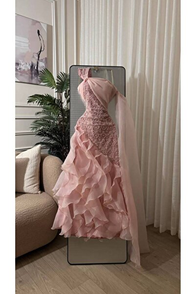 FASHION فستان وردي بكتف واحد، يتألف من كورسيه مطرز باللؤلؤ مع تنورة كشكشة ممو...