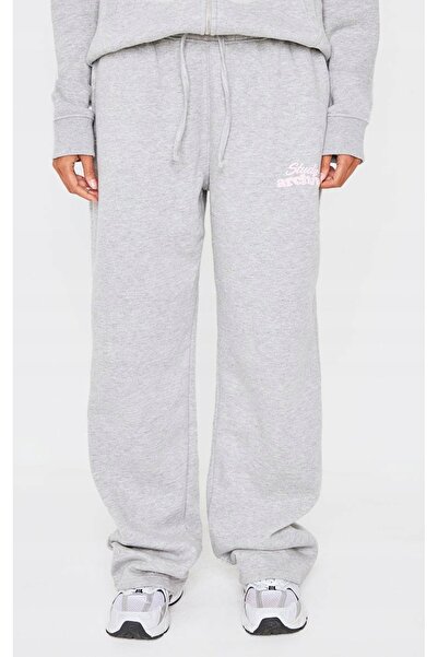 NO BRAND Pantaloni de trening gri cu picior larg, PrettyLittleThing, cu inscr...