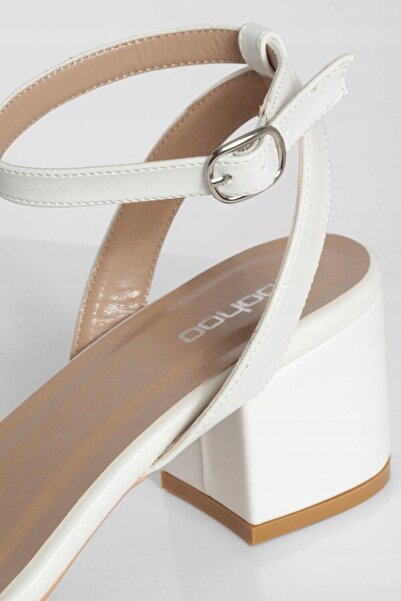 NO BRAND Sandale clasice albe cu toc bloc și barete Boohoo 38