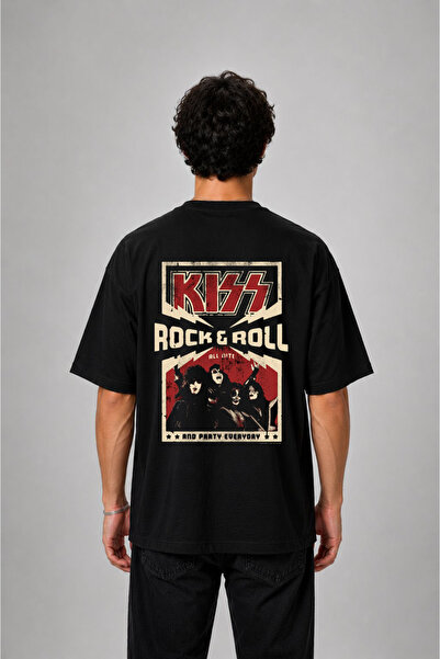 cesita Kiss Printed Oversize Cotton Black T-Shirt