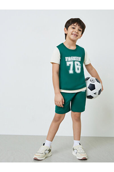 Styli Boys Green Graphic T-Shirt and Shorts Sport Set
