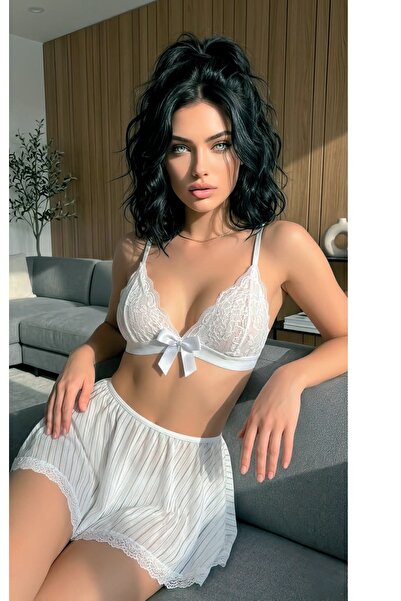 Dantel Şortlu Pijama Takımı İnce Askılı Fiyonk Detaylı 3868