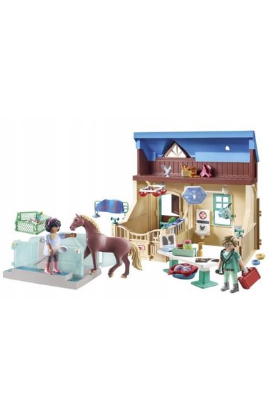 Playmobil HIPOTERAPIE ȘI TRATAMENTE PENTRU ANIMALE + 2 FIGURI ȘI 5 ANIMALE 71352