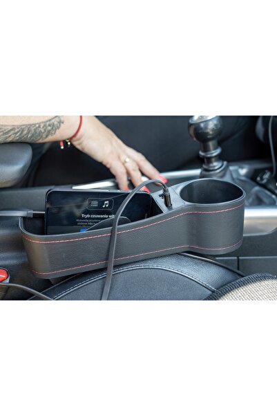 NO BRAND EINPARTS ORGANIZATOR AUTO CU PORTURI USB, DESIGN COMPACT