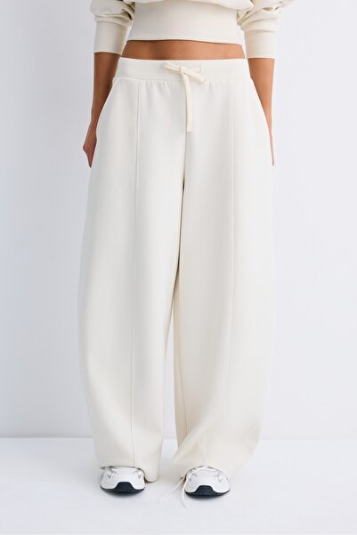 Stradivarius Barrel geniş paça jogger pantolon