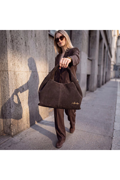 LA BOUTIQUE D-2860 جلد طبيعي من نوع سوييد بني