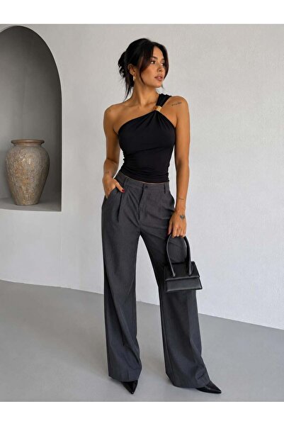 Liya Luxe Collection TEK OMUZ TOKALI BLUZ