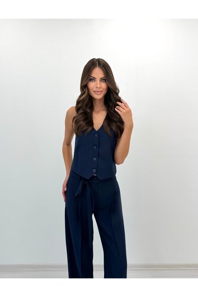 ossons Set de pantaloni bleumarin cu talie înaltă și curea, cu vestă cu nasturi și croială nobilă