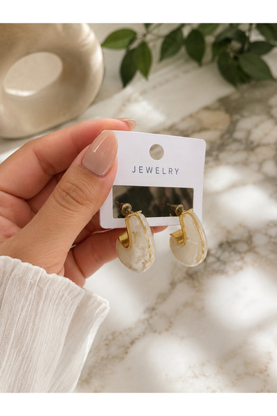 FASHION Jewelry Gold Detaylı Görünümlü Halka Küpe – Şık ve Modern Tasarım