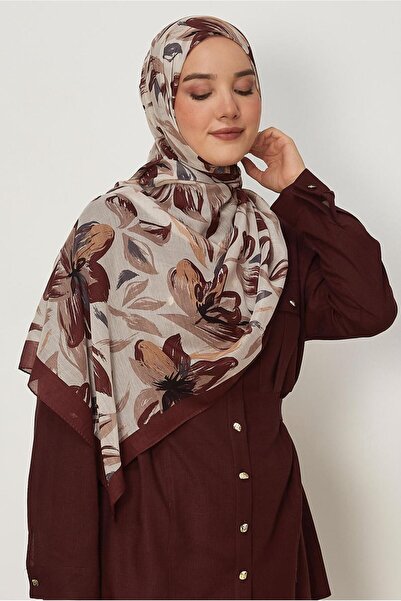 Alvina شال مزين بنقش زهرة أورا 8674