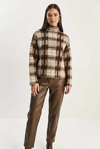 Şeker Portakalım Women's Brushed Effect Checkered Knit Coffee Ecru Sweater
