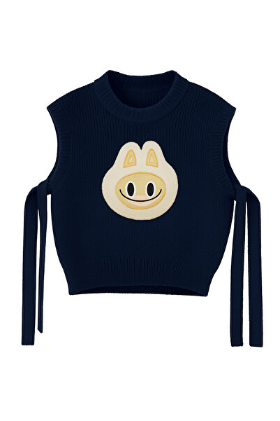 HAKKE Lamb embroidered knit poncho