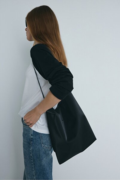 Suud Collection Black Soho Parachute Bag