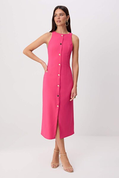 Trendyol Collection فستان منسوج بدون أكمام بتفاصيل أزرار باللون الفوشيا TWOSS...