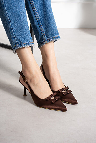 Pazzyonez Kadın Lea Kahverengi Saten Fiyonk Detaylı Sivri Burun Stiletto Slingback Abiye İnce Topuklu Ayakkabı