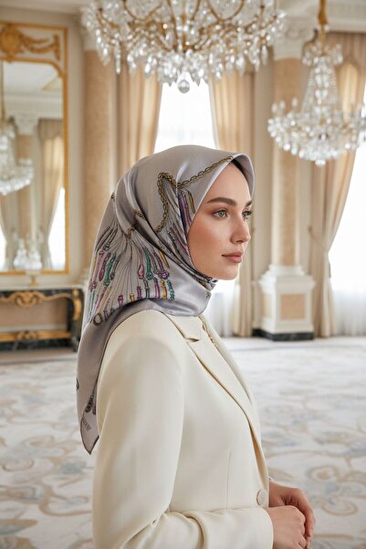 Vissona %100 Twill İpek Zincir Desenli Gri Renkli 90x90 Eşarp Dikim Şekli : E...